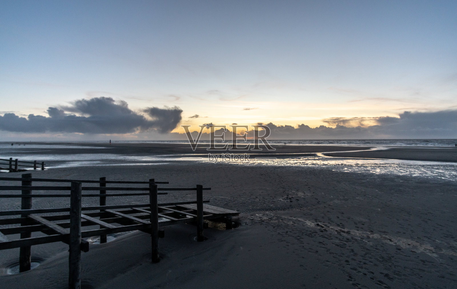 圣彼得命令，德国的海滩上的看法照片摄影图片