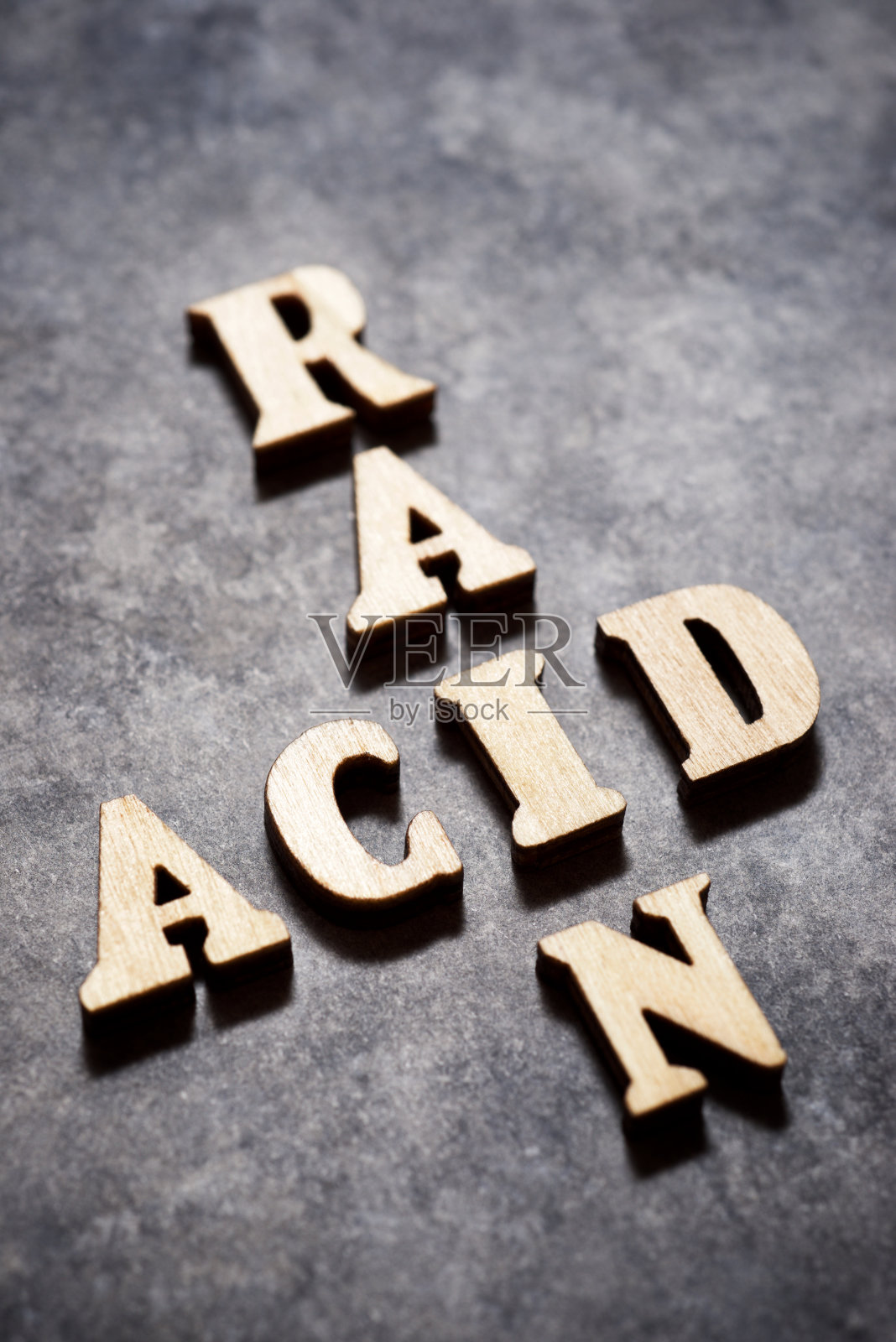 酸雨照片摄影图片