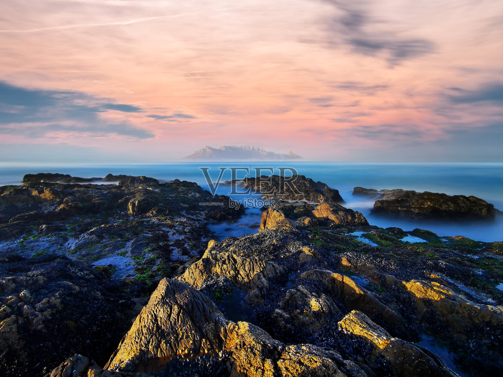 南非开普敦的桌山海岸照片摄影图片
