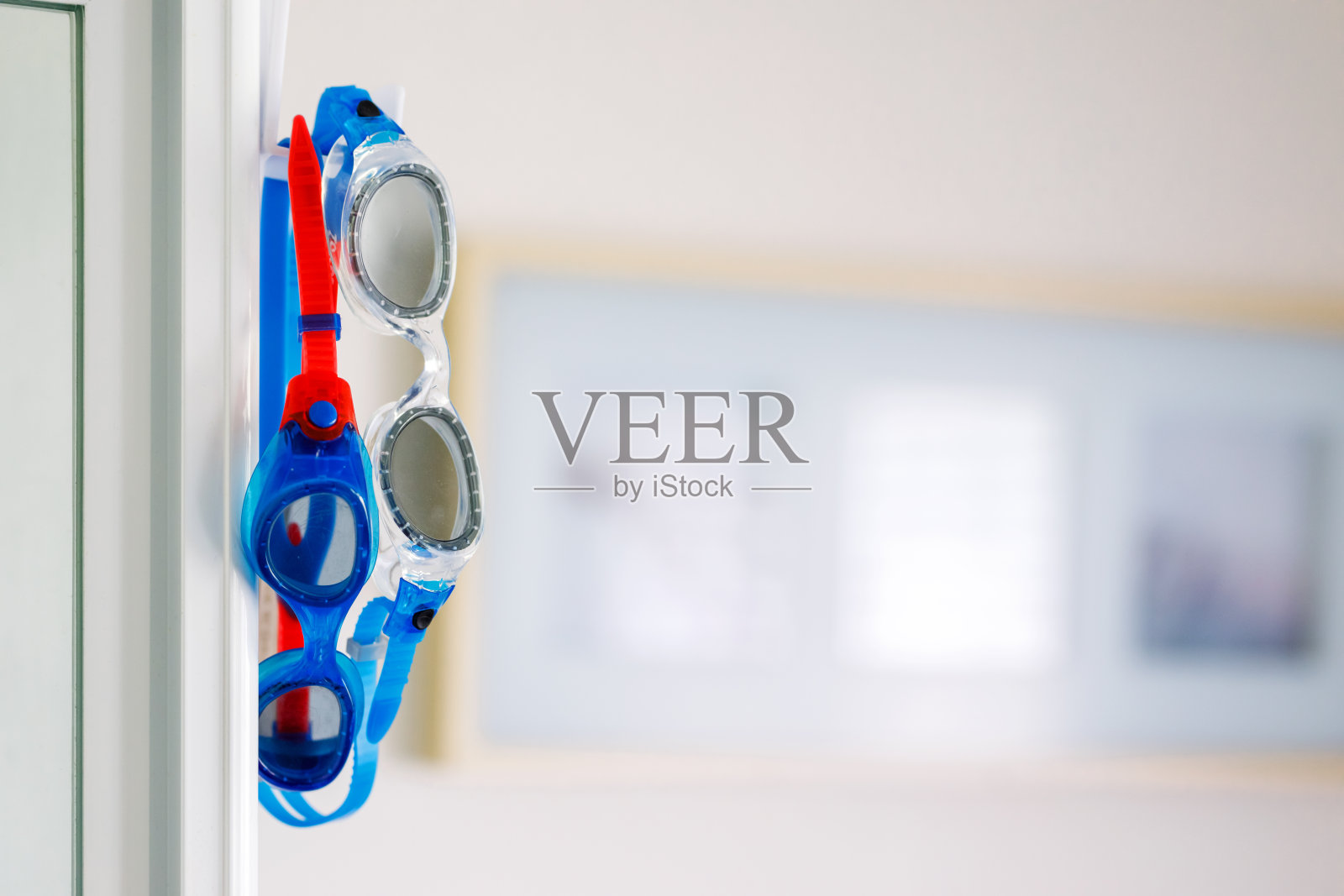 游泳眼镜照片摄影图片