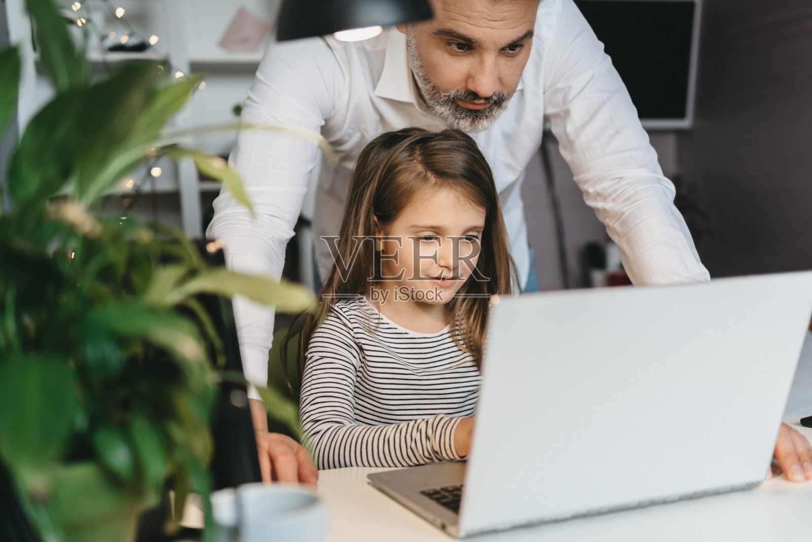 在家工作照片摄影图片