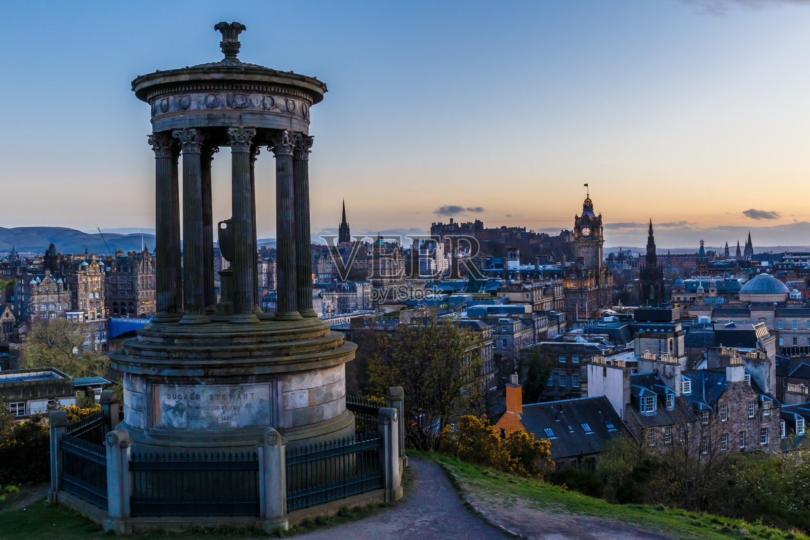 苏格兰爱丁堡卡尔顿山的景色照片摄影图片