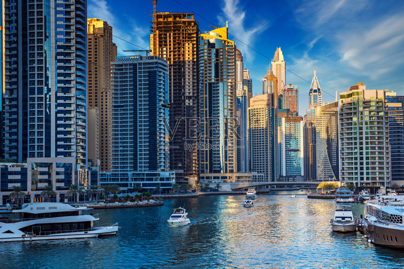 迪拜码头日落景色照片摄影图片