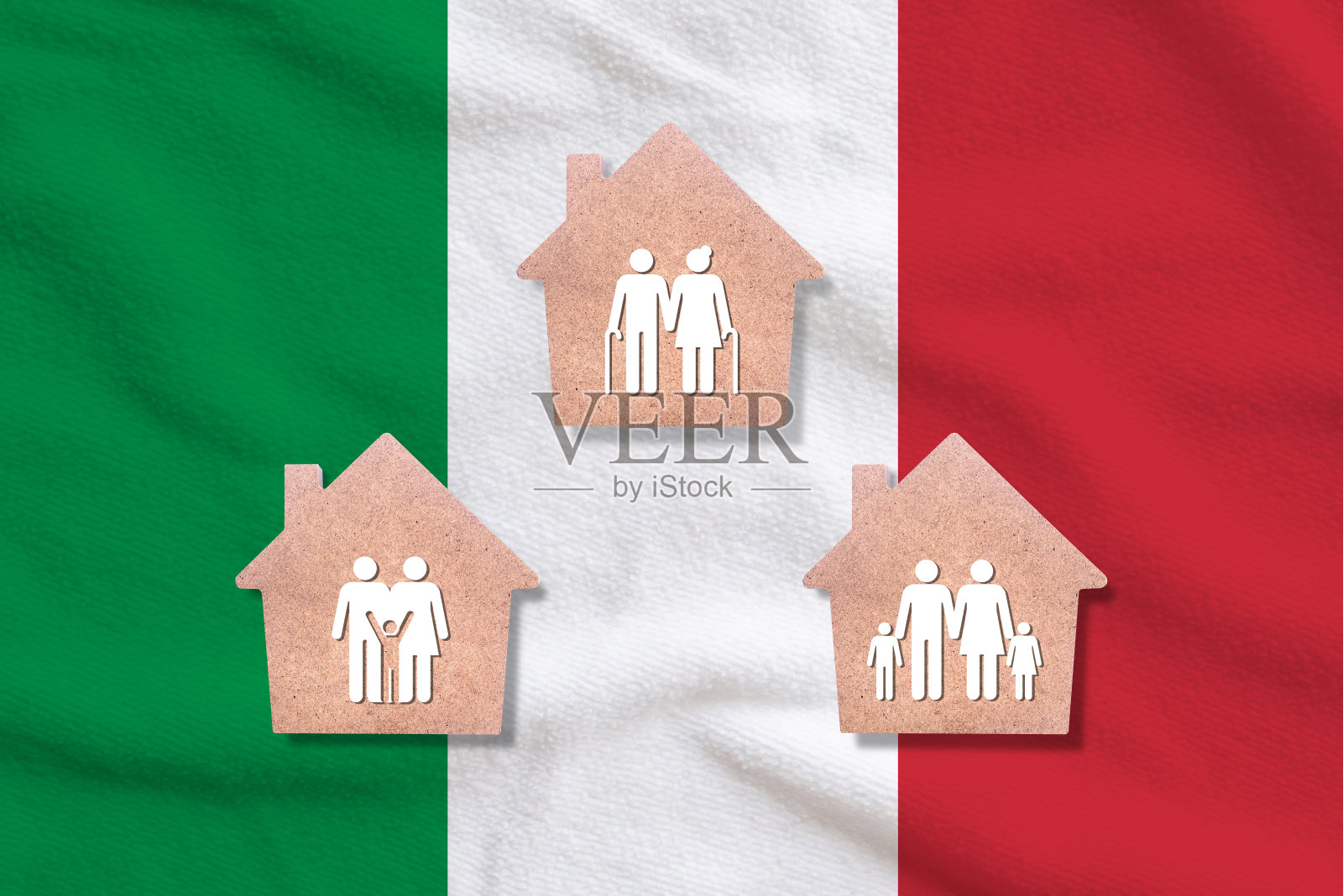 意大利流行疾病的居家隔离和社交距离照片摄影图片