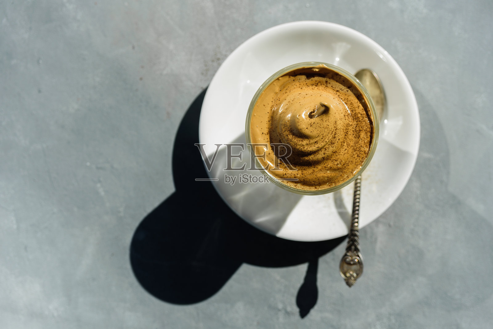 达尔戈纳咖啡发泡杯照片摄影图片