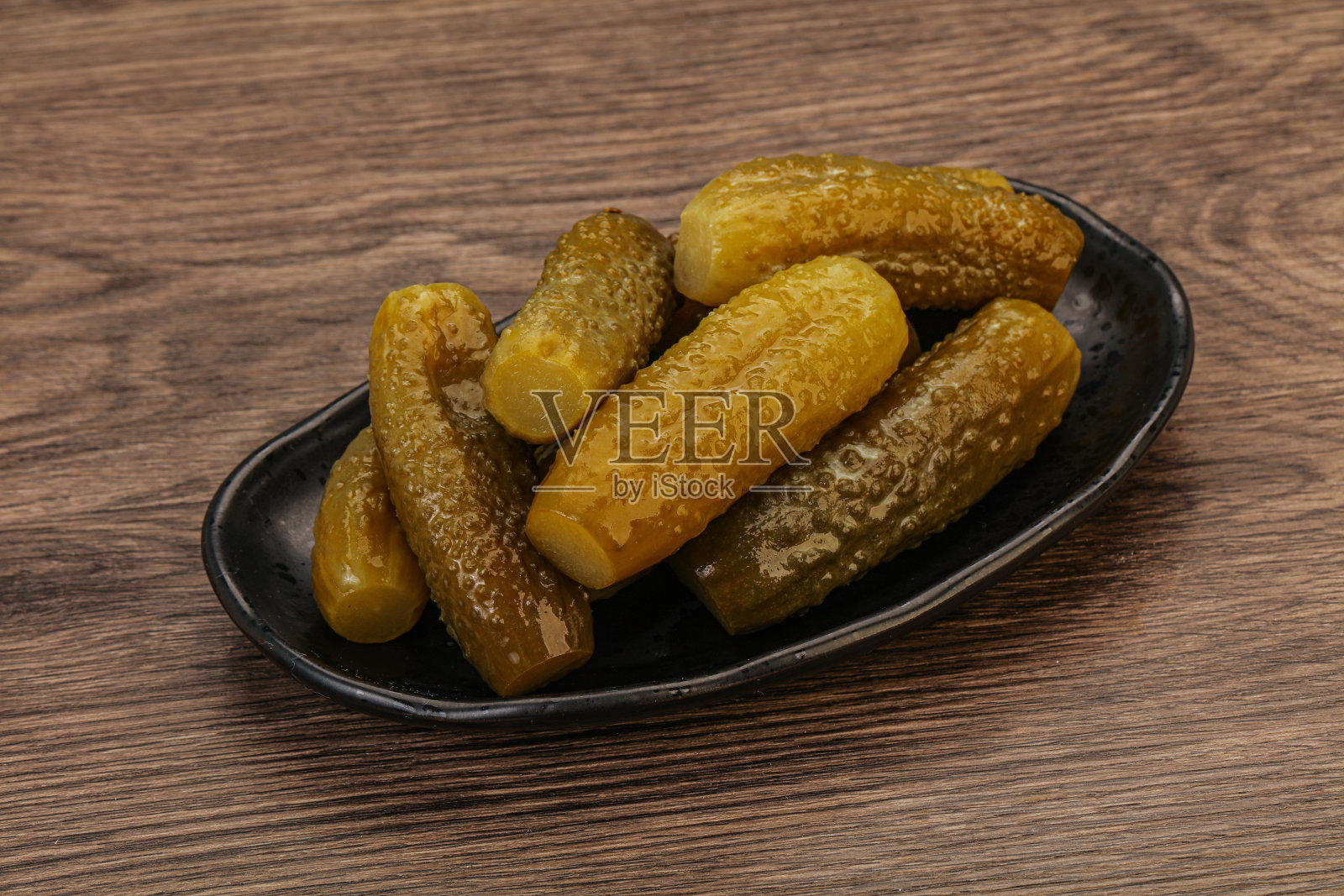 泡菜在盘子里照片摄影图片