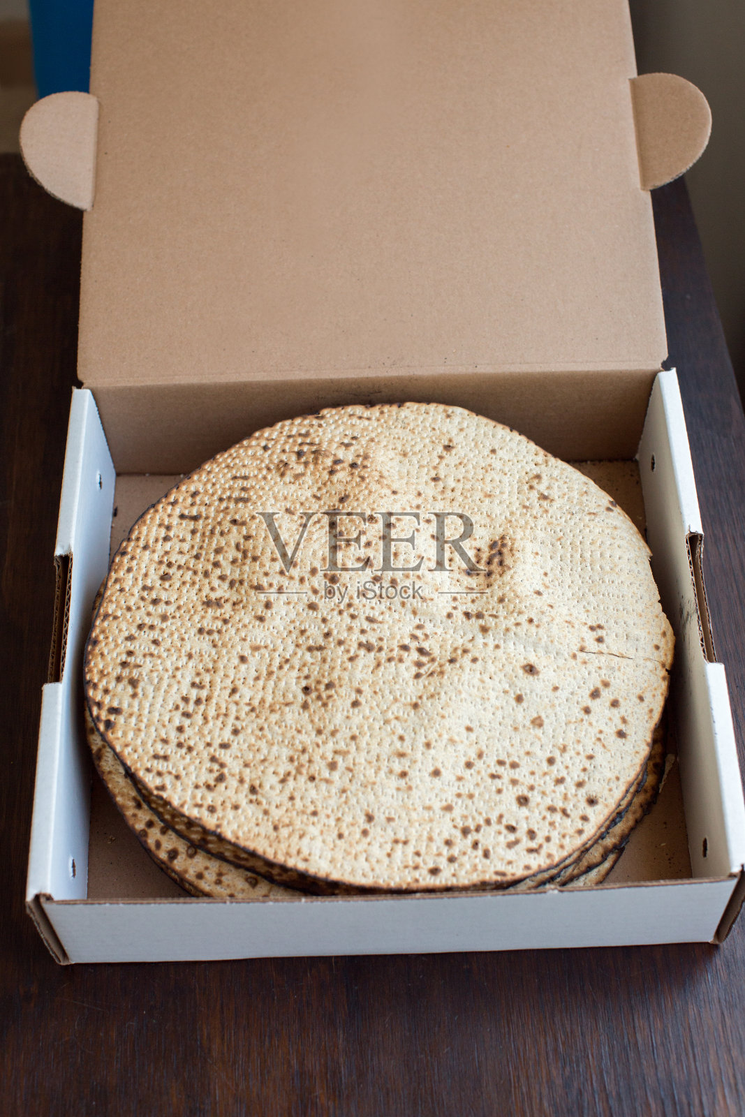 未发酵面包照片摄影图片