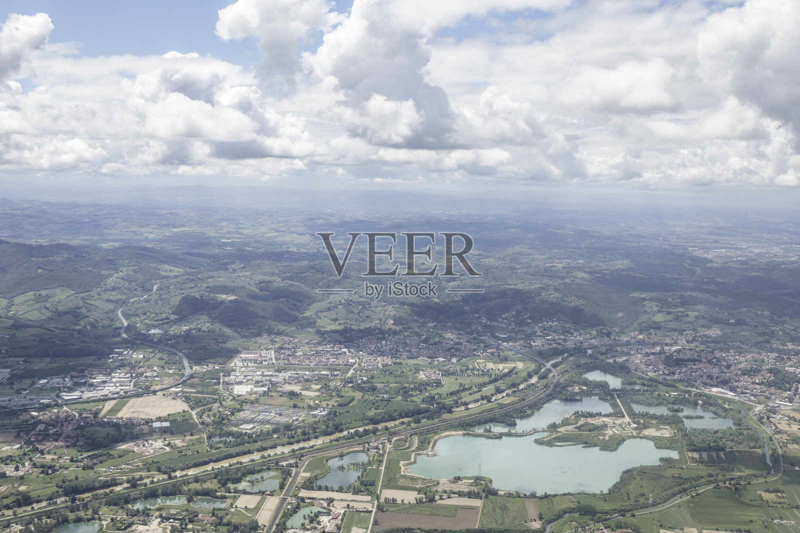 意大利托斯卡纳乡村的鸟瞰图。照片摄影图片