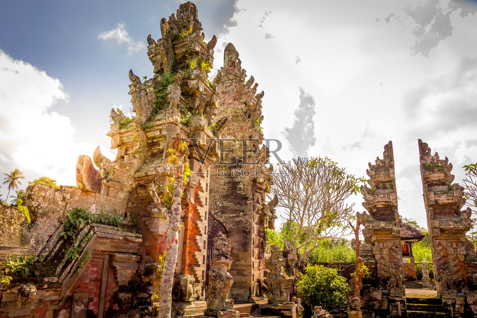 印尼巴厘岛乌布的寺庙照片摄影图片