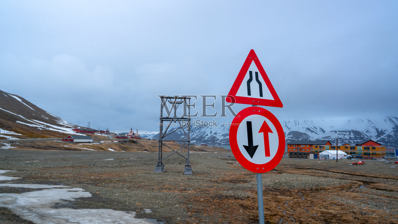 朗伊尔城斯瓦尔巴特的城市标志照片摄影图片