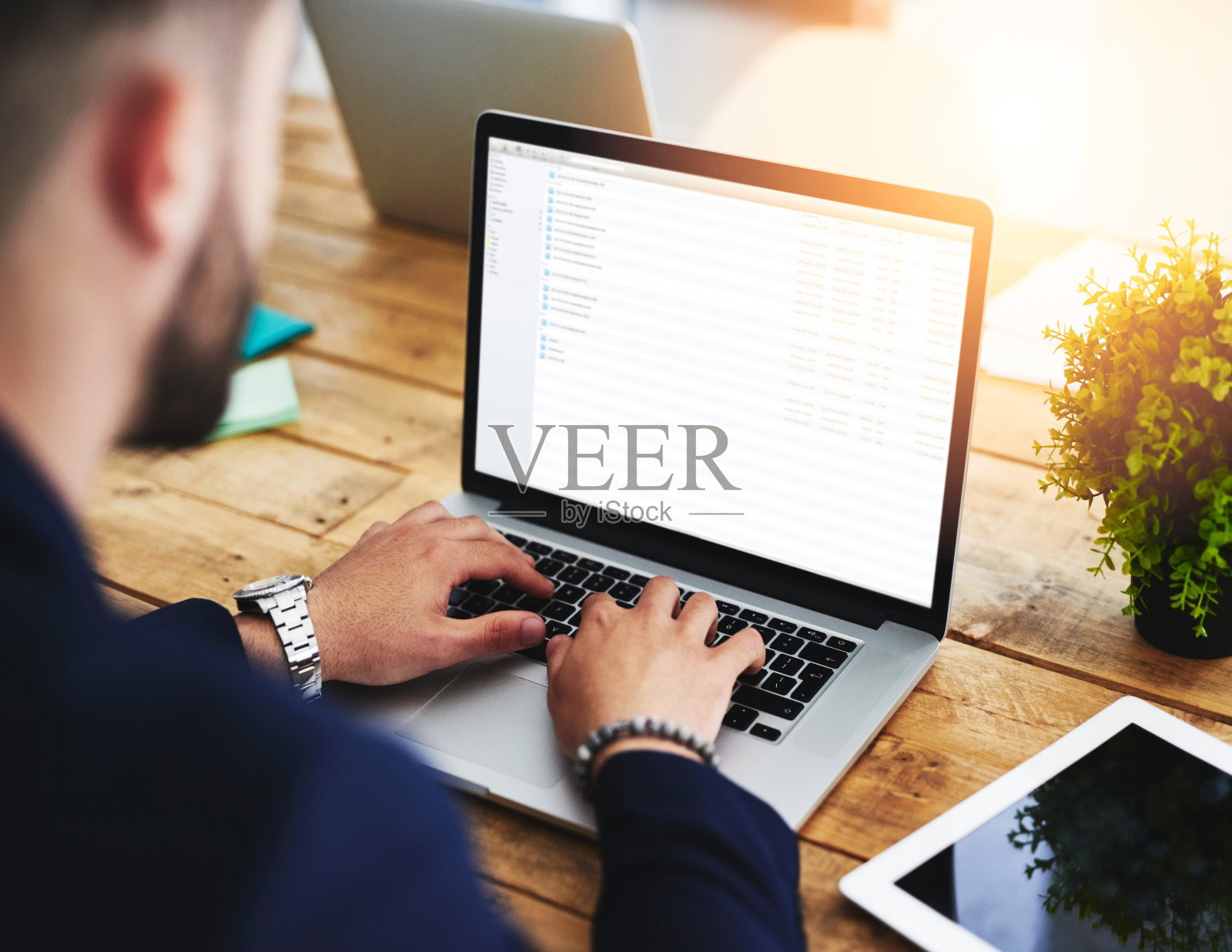 手是用来产生结果的照片摄影图片