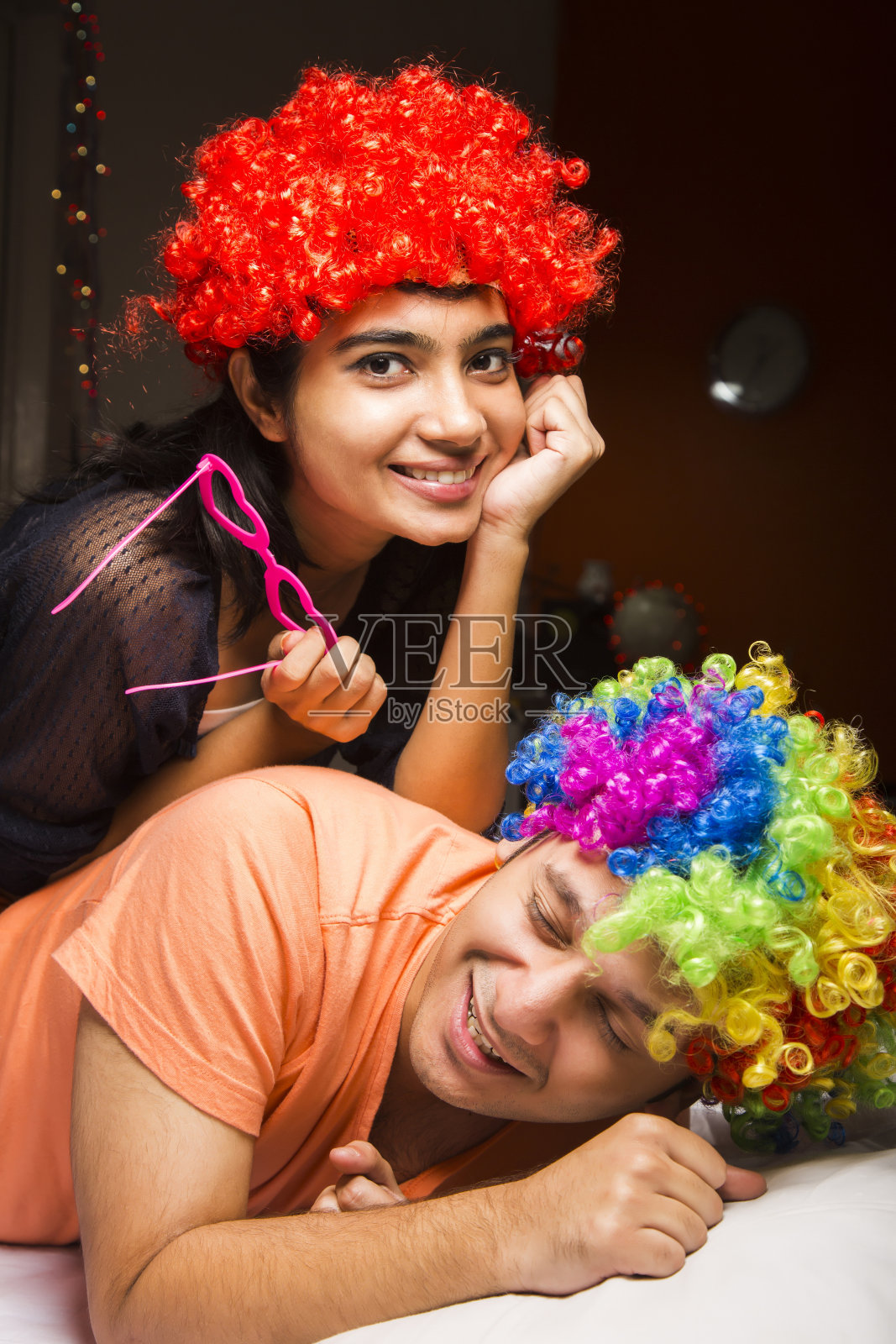 年轻的朋友-库存图像照片摄影图片