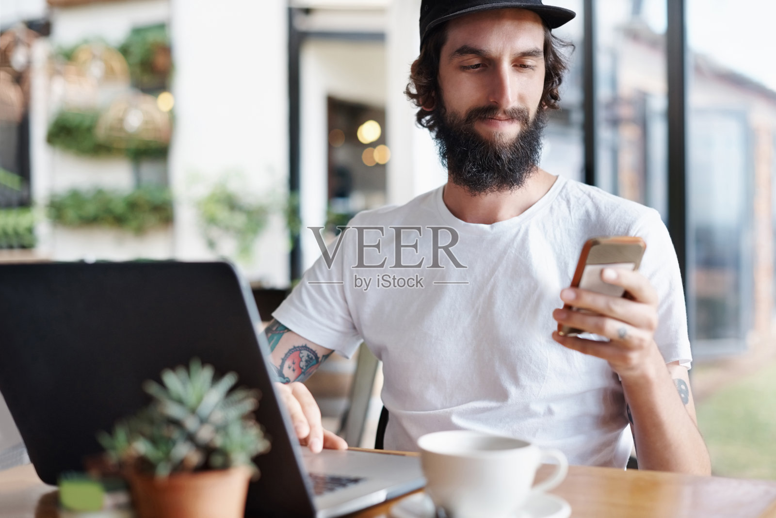 这就是我一直在等的消息照片摄影图片