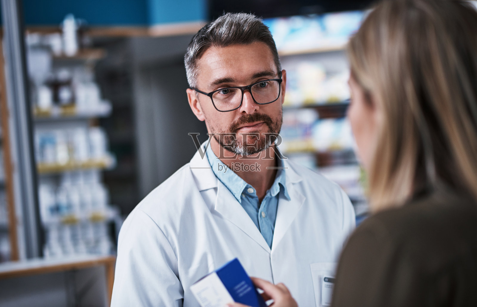 如果你有问题，他有答案照片摄影图片