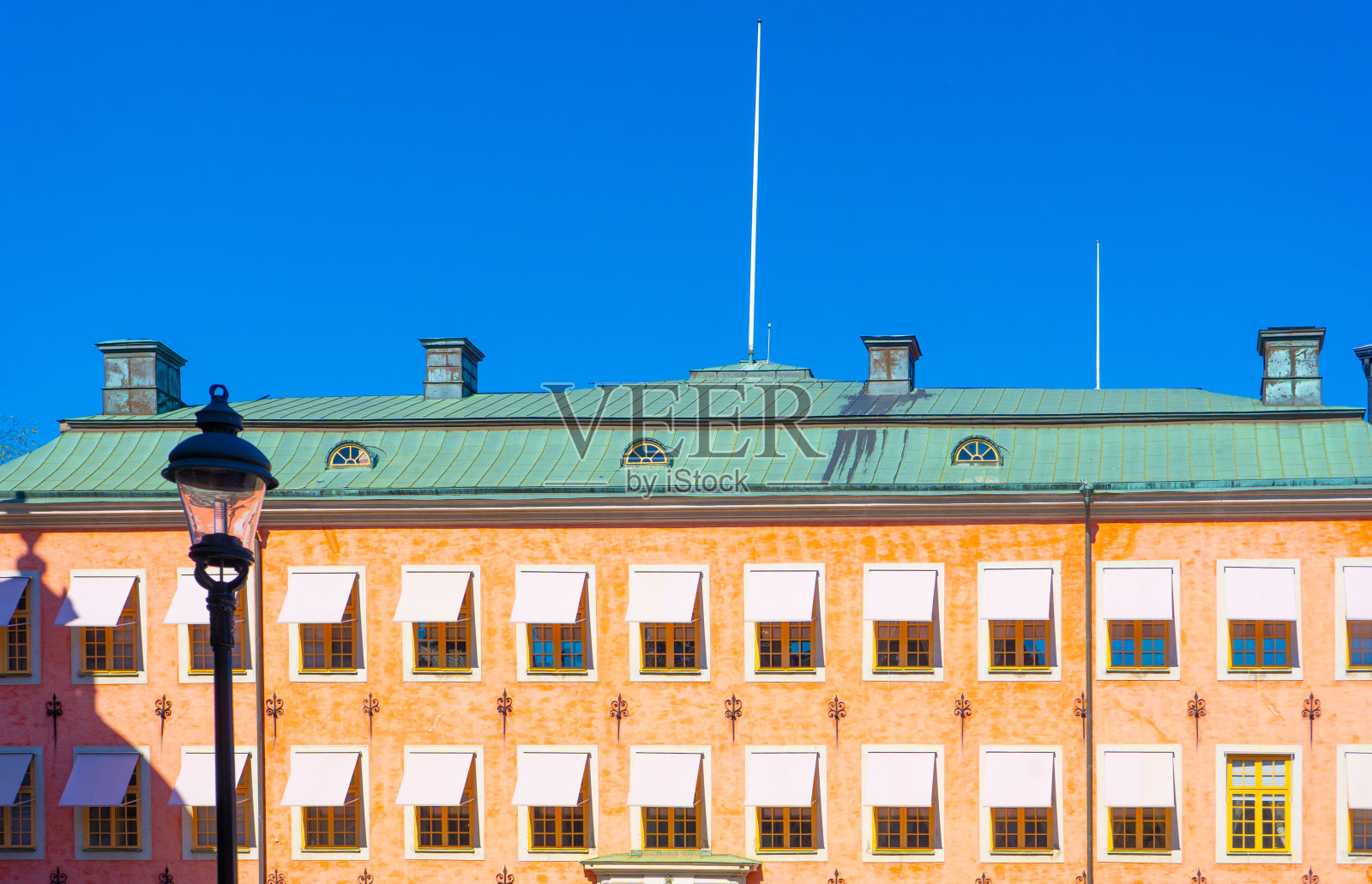 斯德哥尔摩老城区的窗户。建筑上的细节照片摄影图片