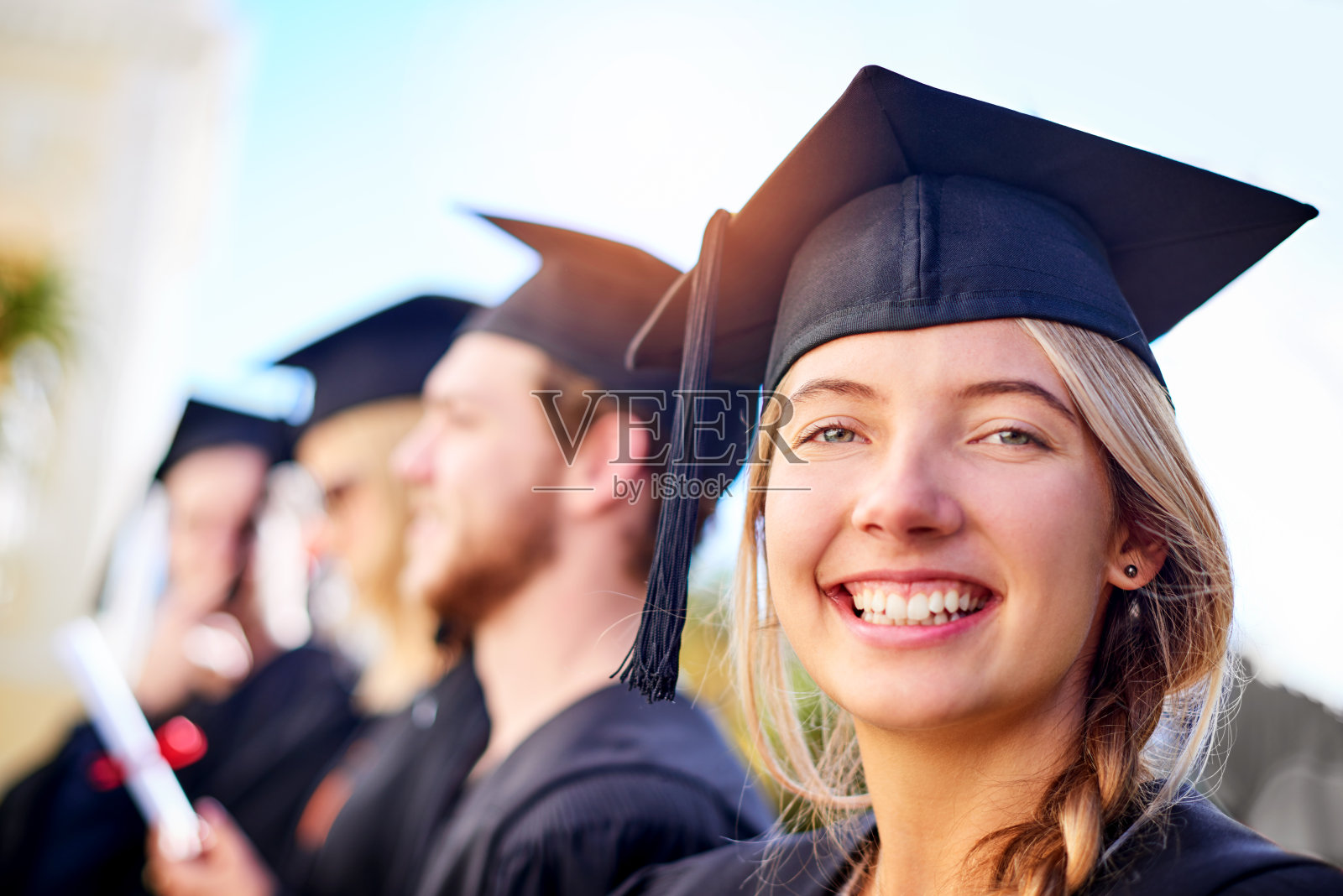 我准备好迎接外面的一切了照片摄影图片