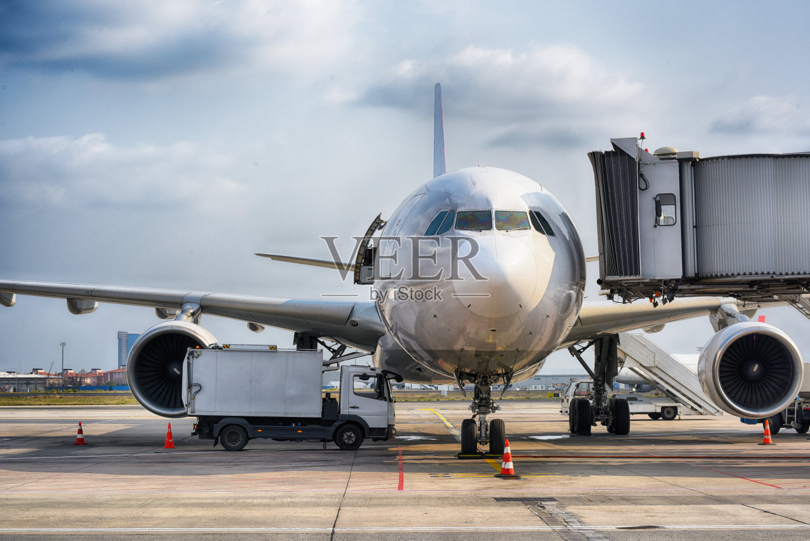 飞机准备起飞照片摄影图片