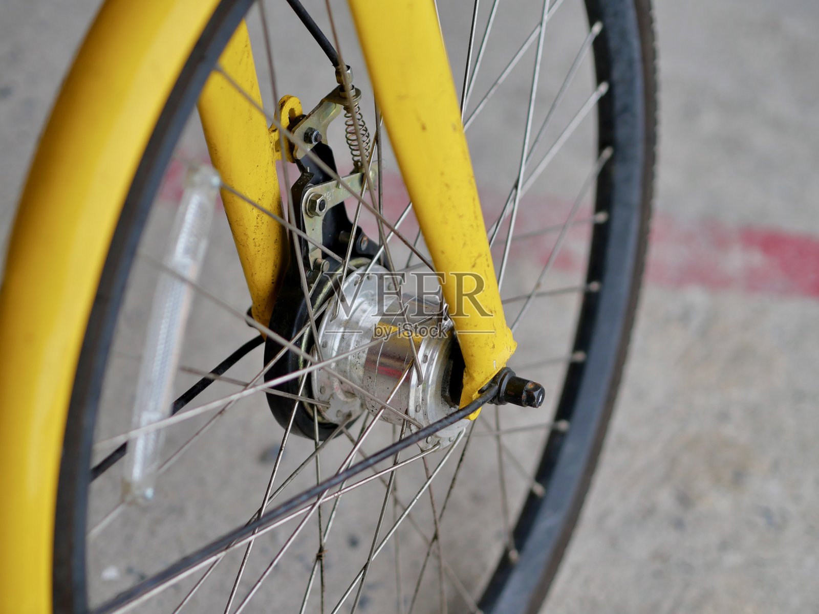 自行车车轮照片摄影图片