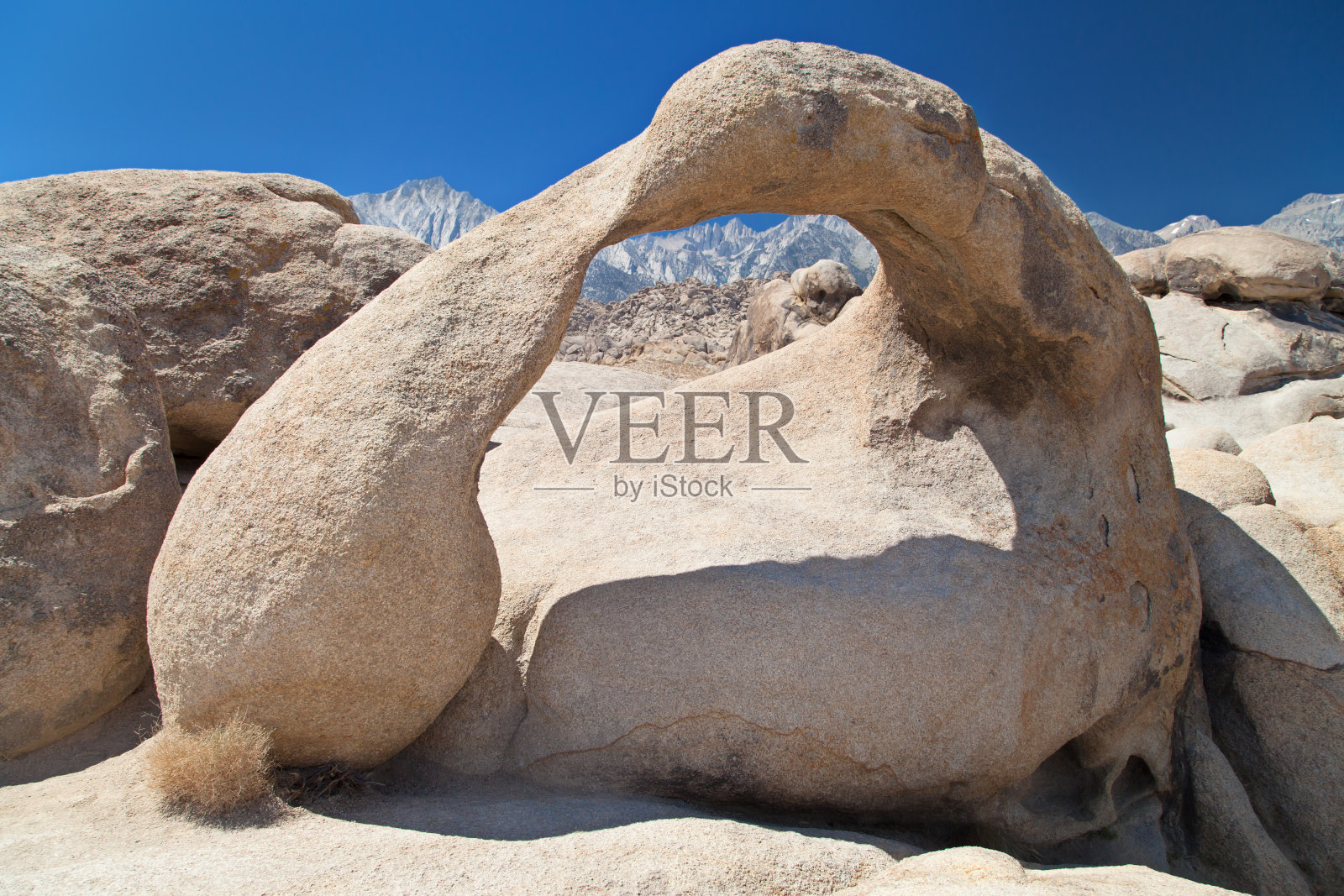 从莫比乌斯拱门到惠特尼山照片摄影图片