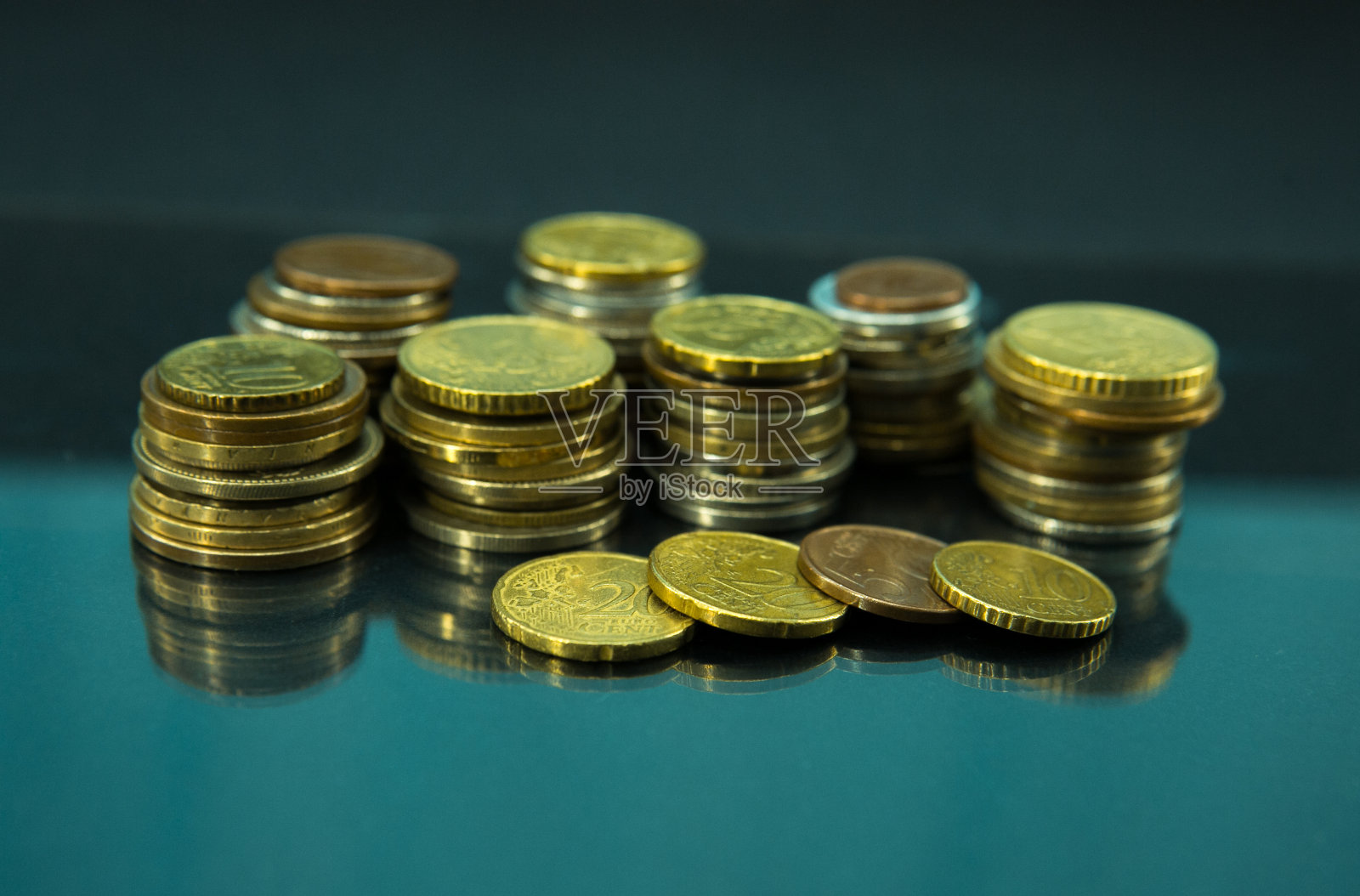 金融危机。照片摄影图片