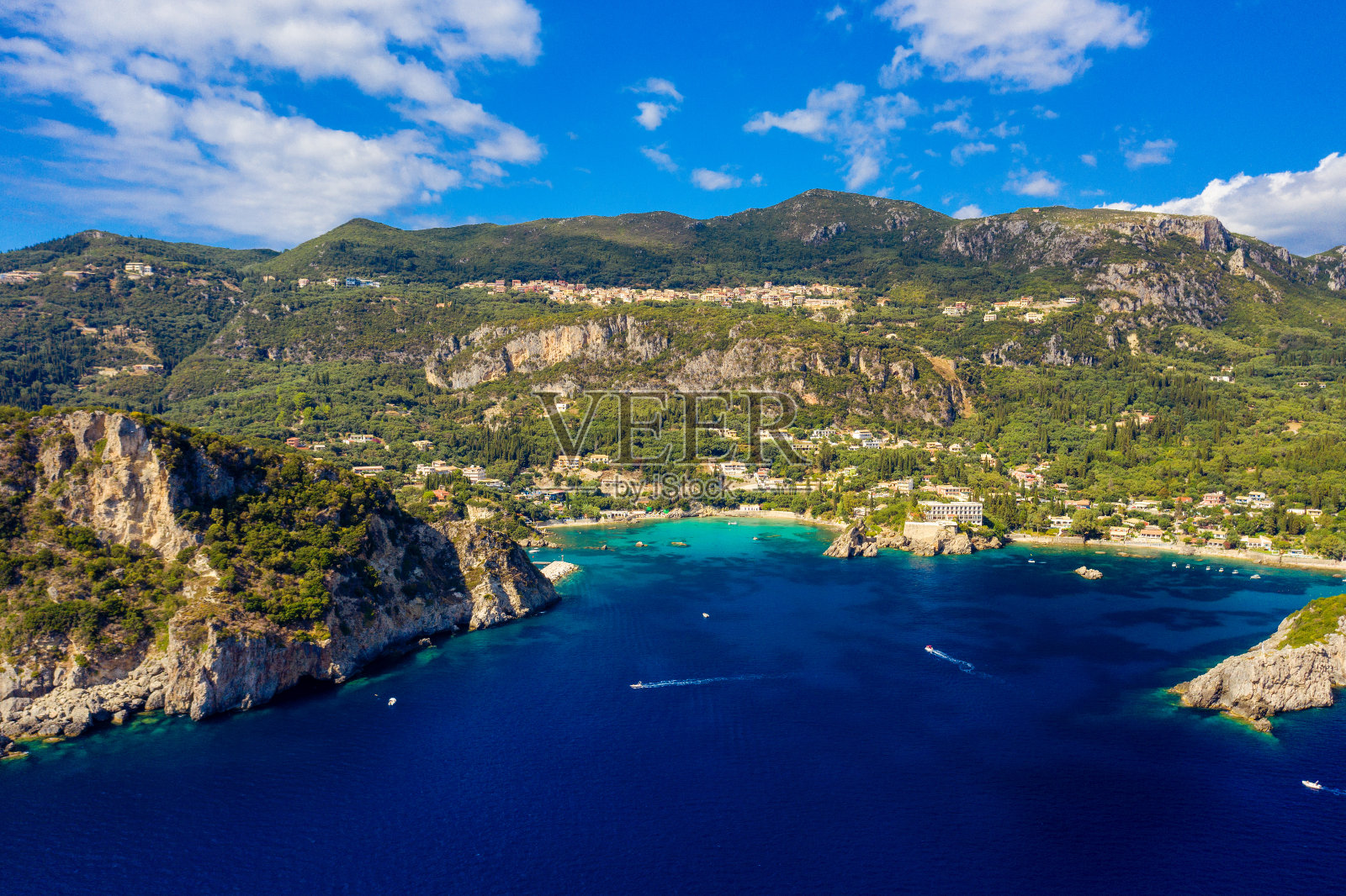 鸟瞰图古奥卡斯特里萨，科孚岛照片摄影图片
