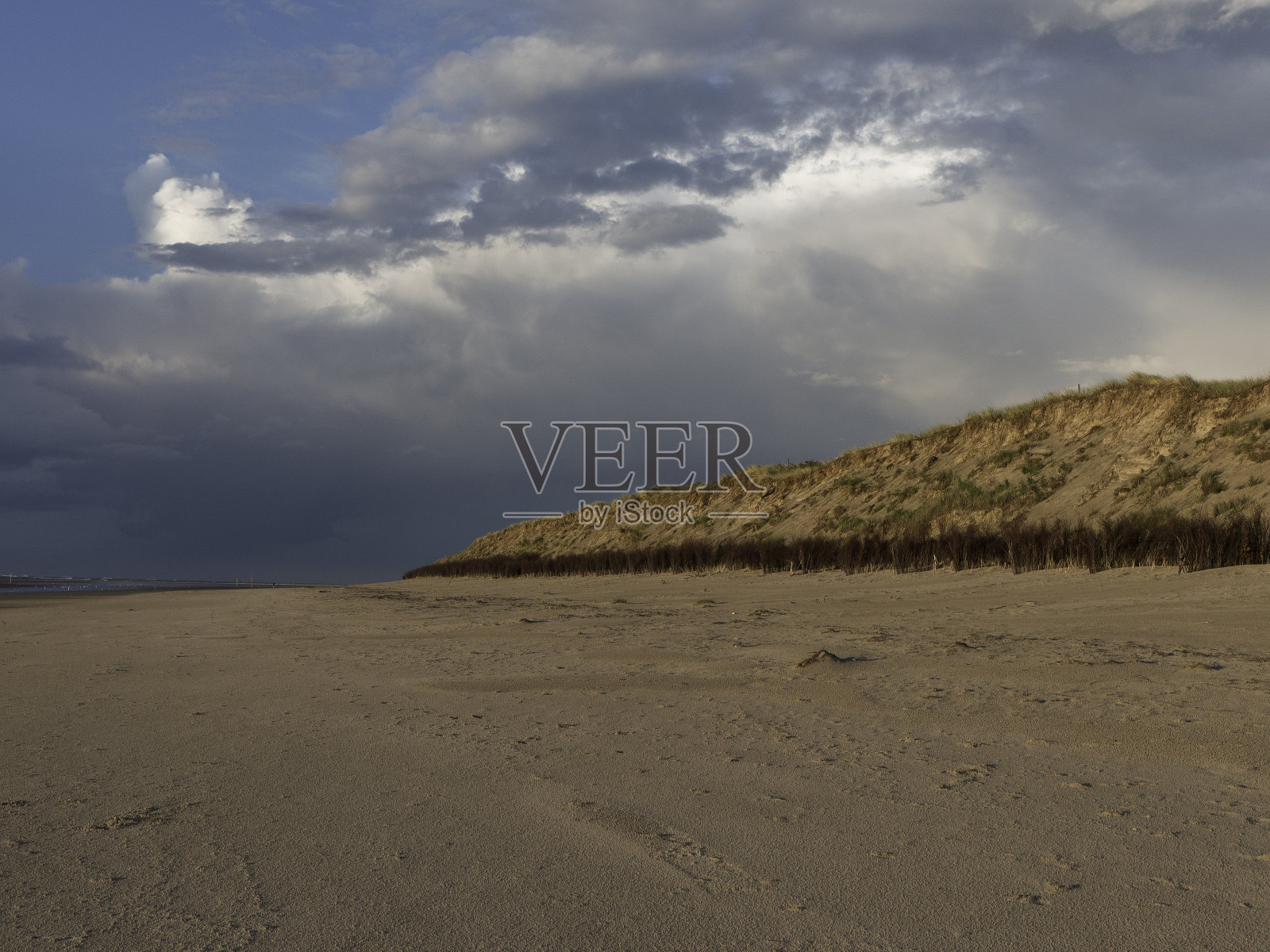 斯皮克罗格岛的夏季照片摄影图片