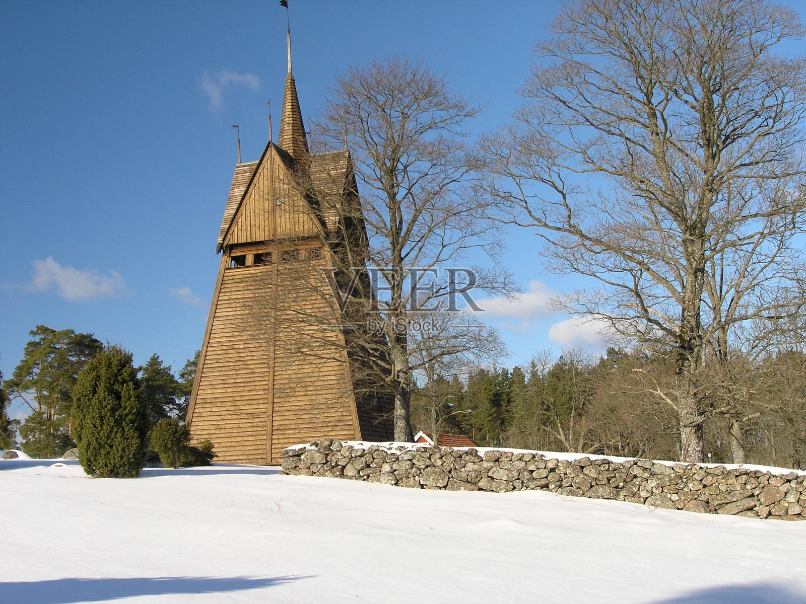 古老的木制教堂，位于瑞典南部的布莱金照片摄影图片