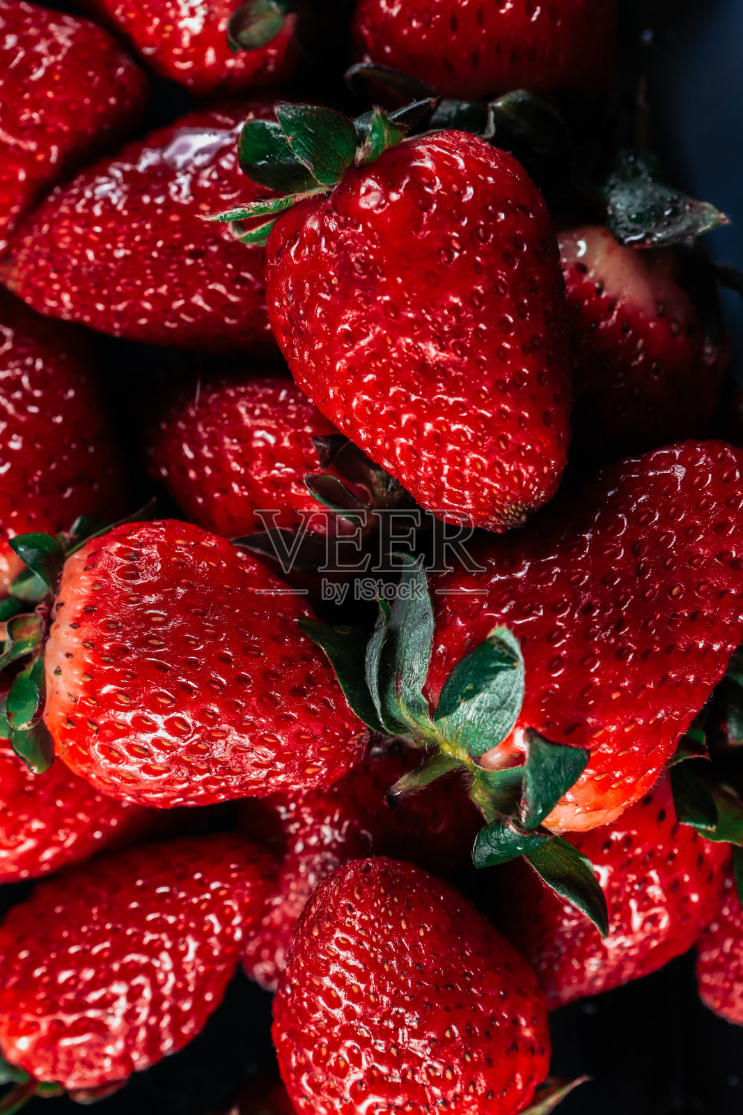 草莓。健康的早餐，健康的食物，美味的浆果照片摄影图片