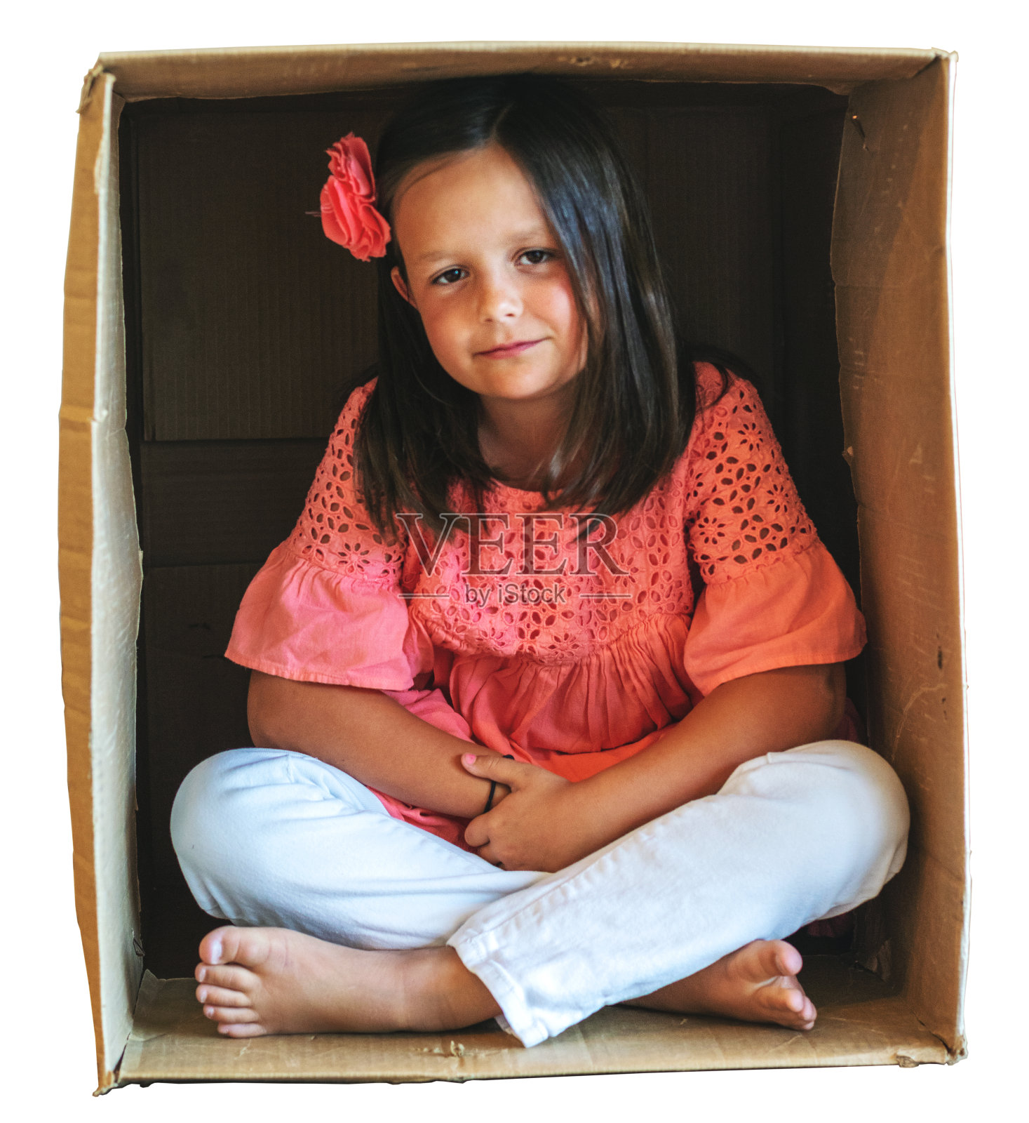 女孩测试边界儿童限制系列涉及纸箱有关的避难所在疾病危机照片摄影图片