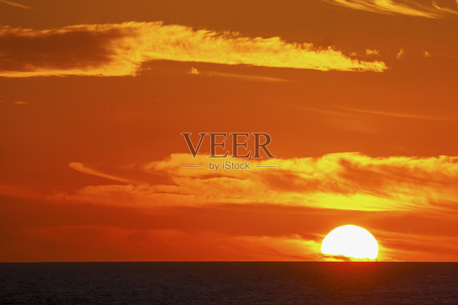 壮观的太阳照片摄影图片