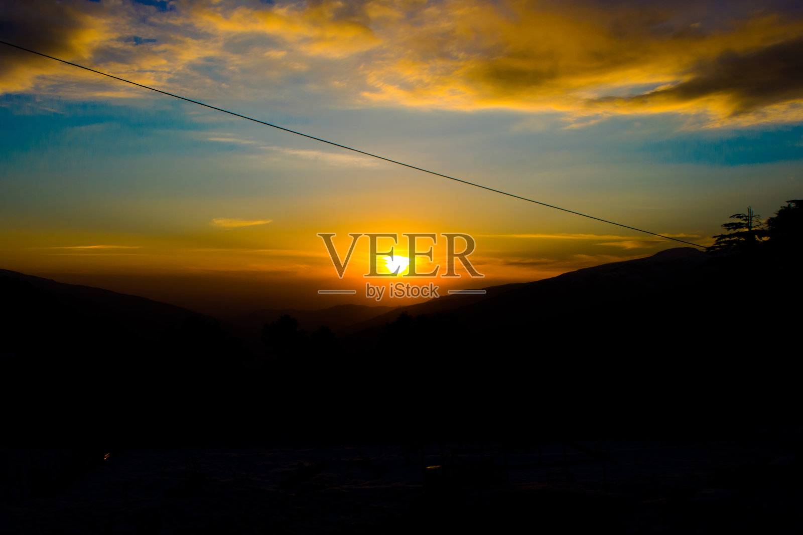 美丽的日落在玛塔瓦什诺德维达巴尔卡特拉查谟照片摄影图片