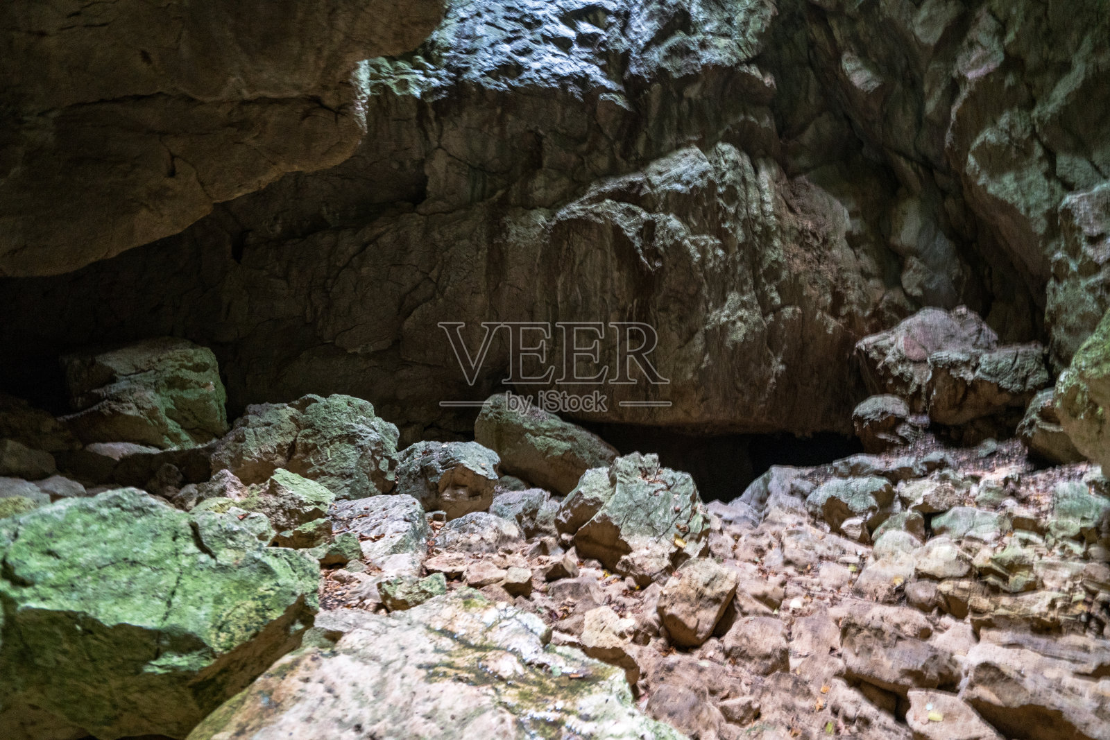 布尔萨艾瓦尼洞穴照片摄影图片