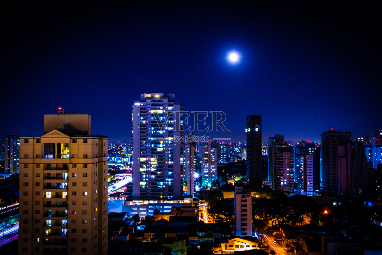 Tatuapé São巴西圣保罗附近的夜空照片摄影图片