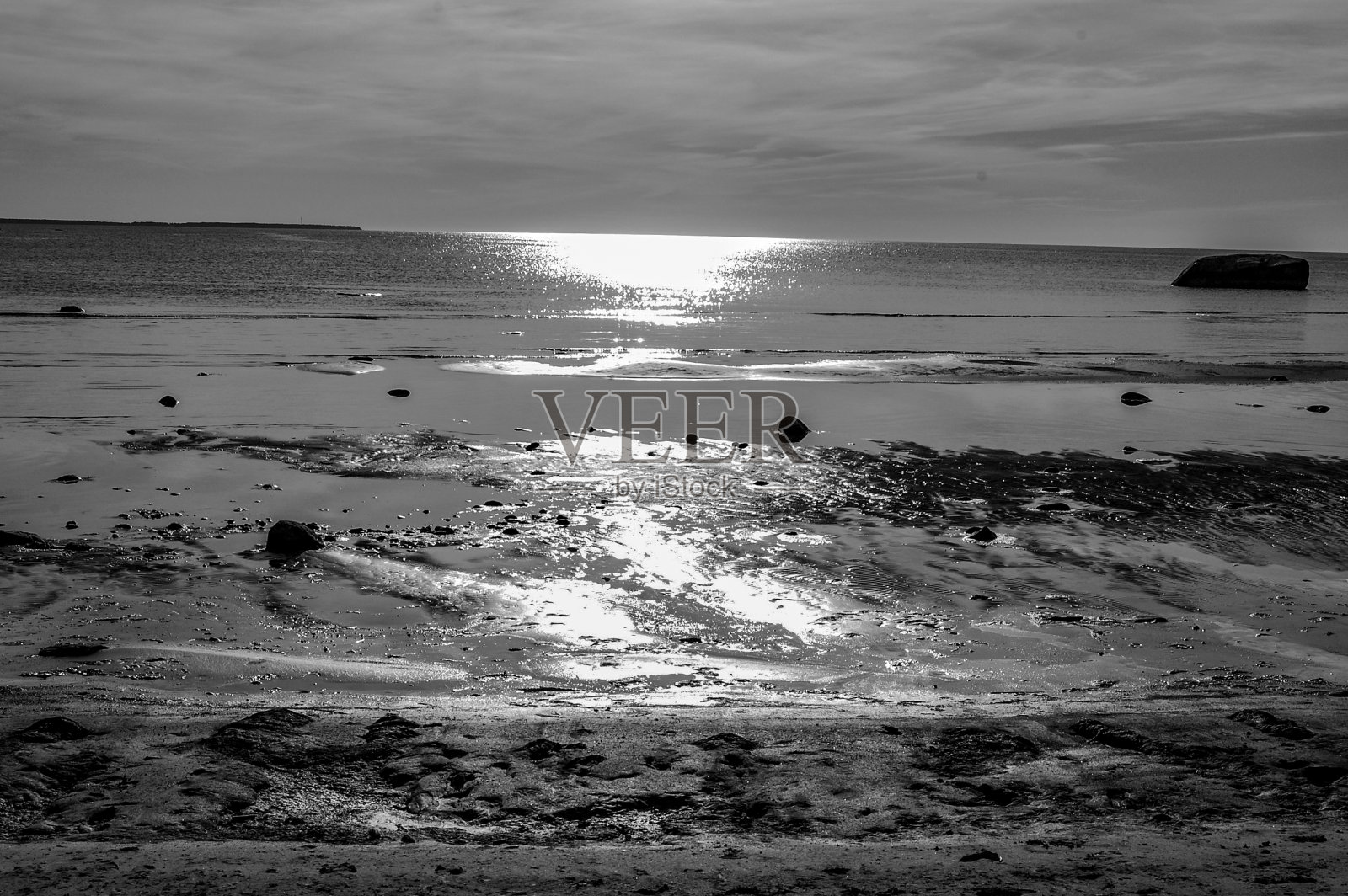 波罗的海黑色和白色照片摄影图片