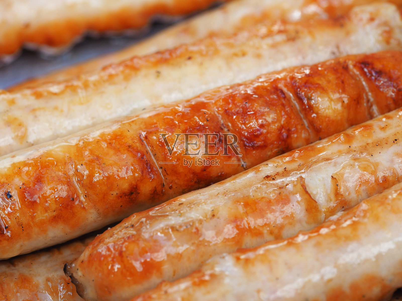 火腿肠的特写。背景的食物照片摄影图片