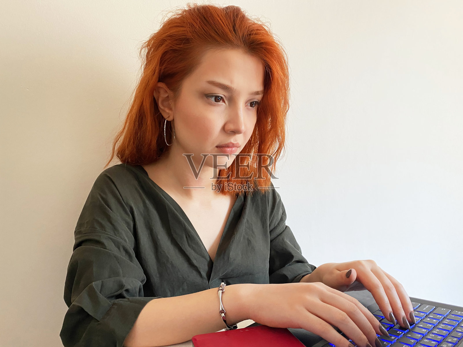 家庭办公室照片摄影图片