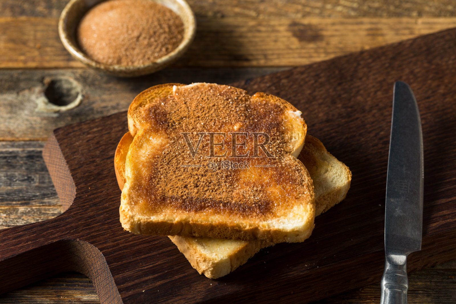 自制肉桂糖吐司照片摄影图片