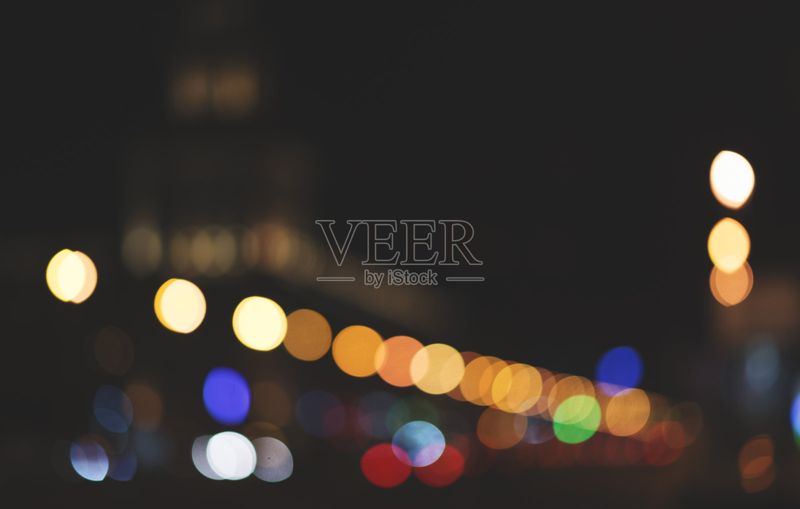 朦胧的夜城照片摄影图片