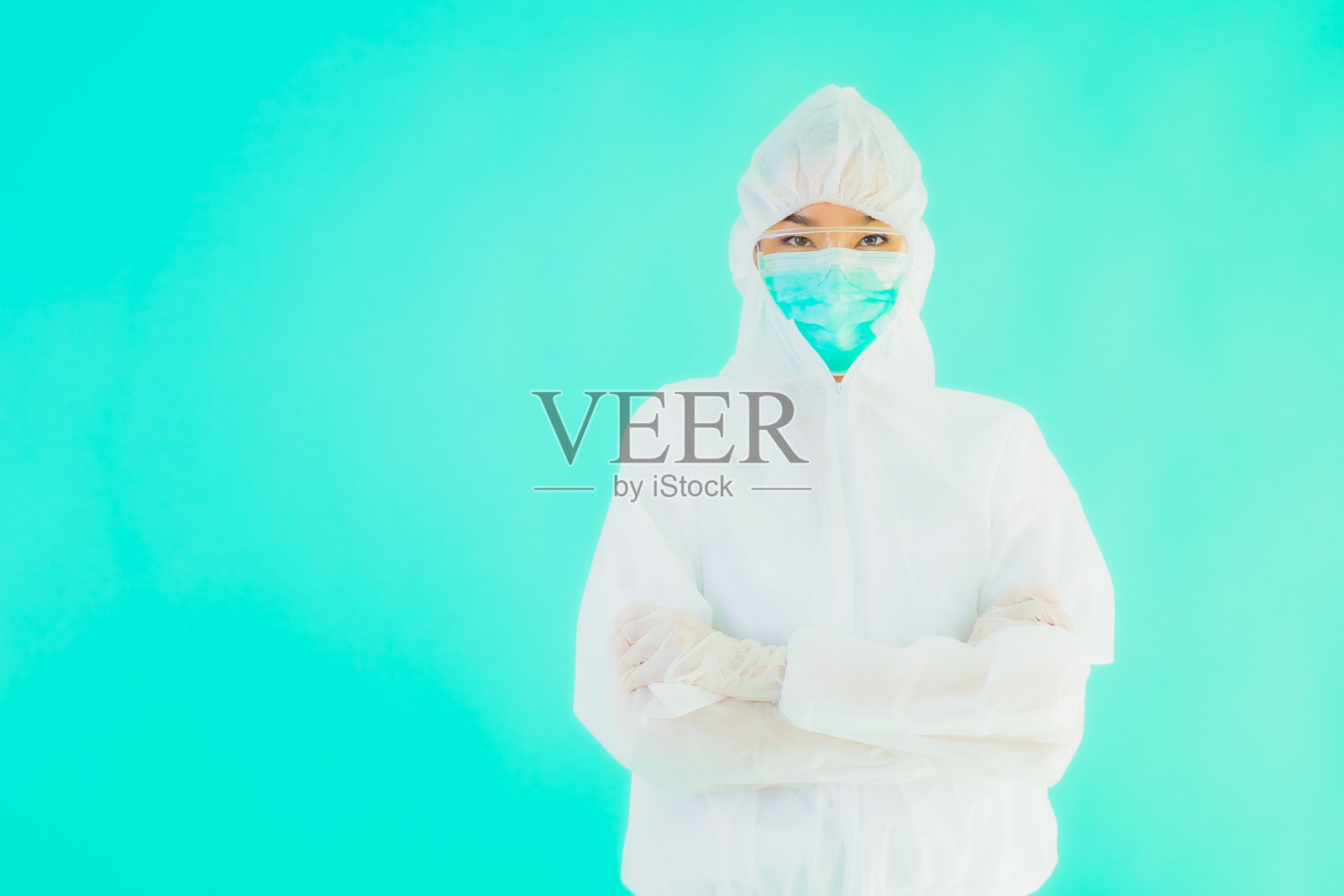 肖像美丽年轻的亚洲女医生佩戴个人防护用品或个人防护设备照片摄影图片