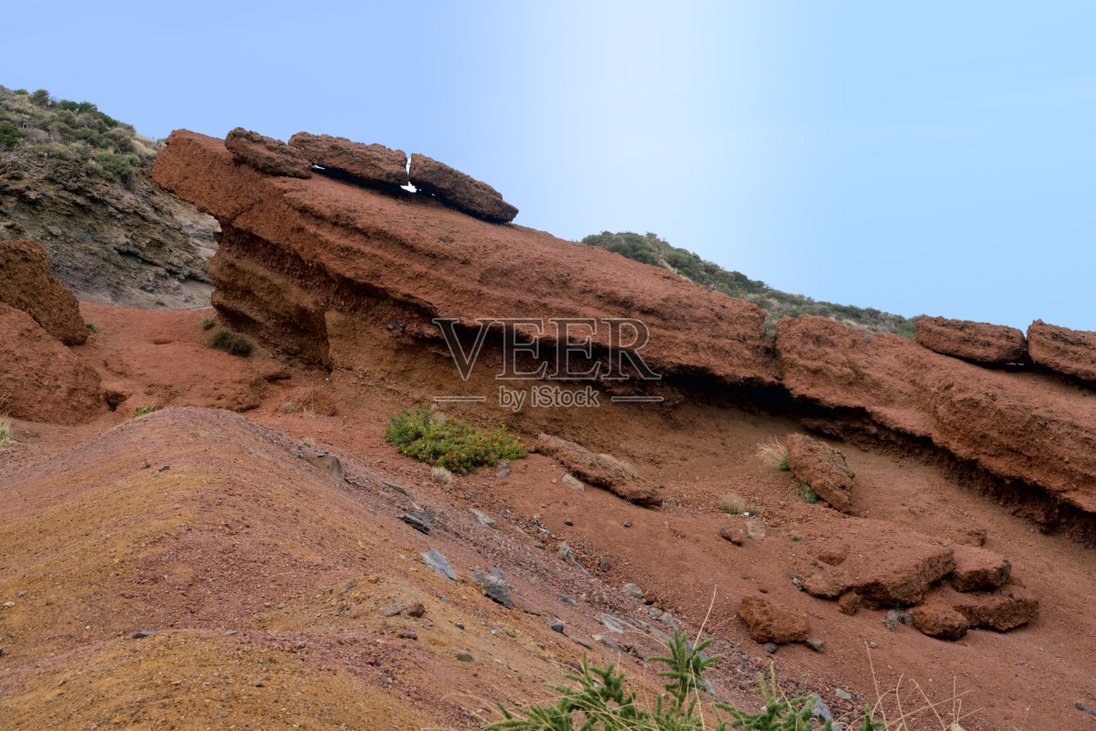 红色的熔岩岩石照片摄影图片