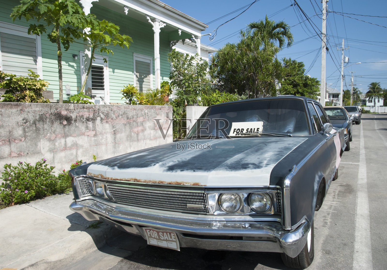 基韦斯特的老锈车照片摄影图片