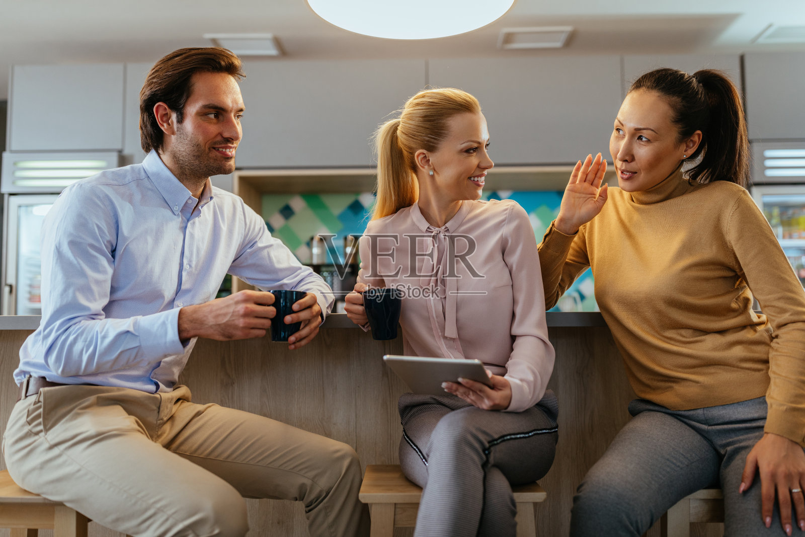 没有什么比得上一杯好咖啡照片摄影图片