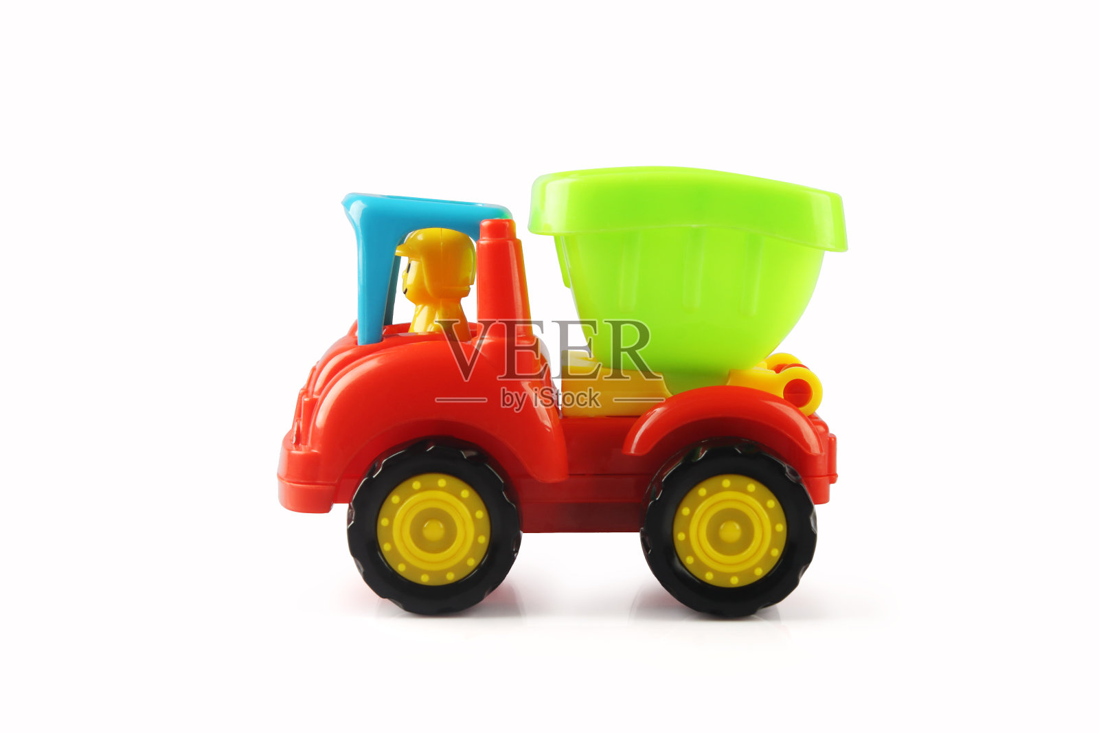 儿童玩具倾卸卡车被白色隔离照片摄影图片