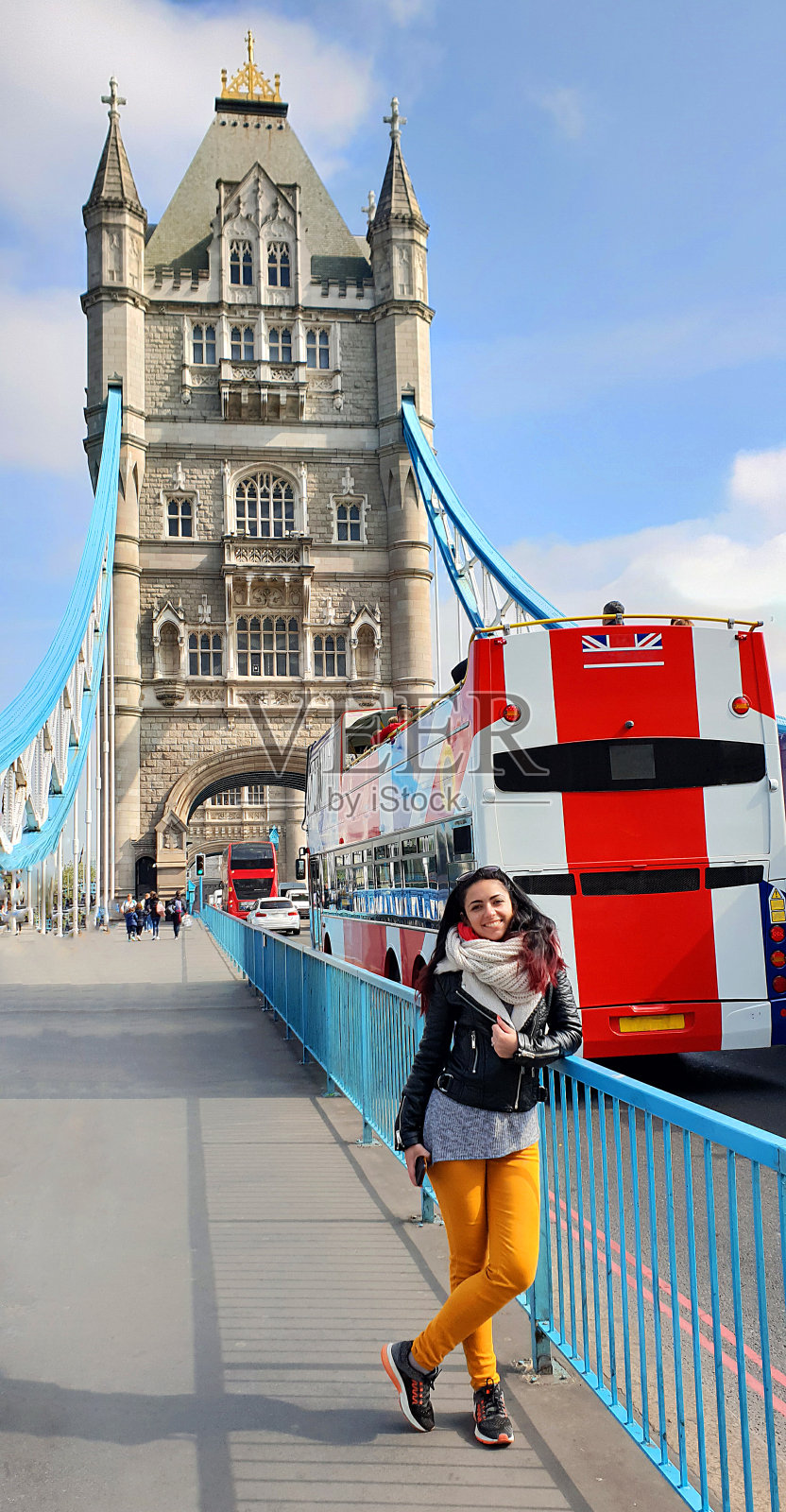 年轻人的欧洲度假目的地——伦敦、塔桥照片摄影图片