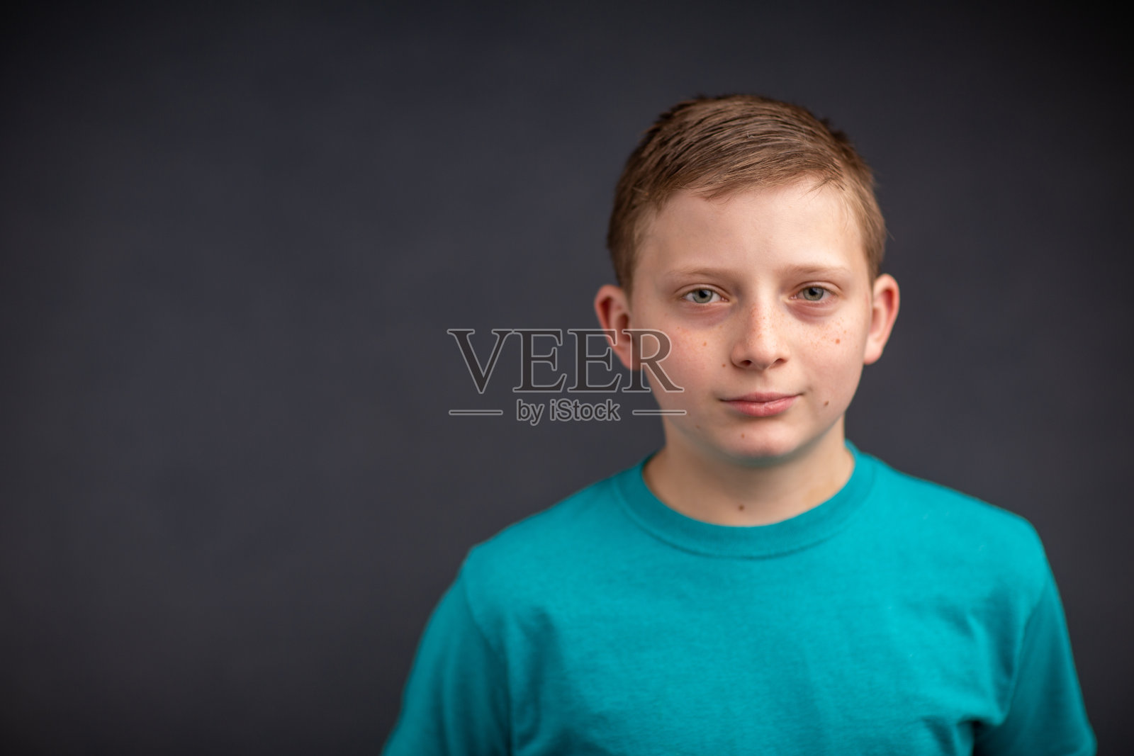 青少年回收照片摄影图片