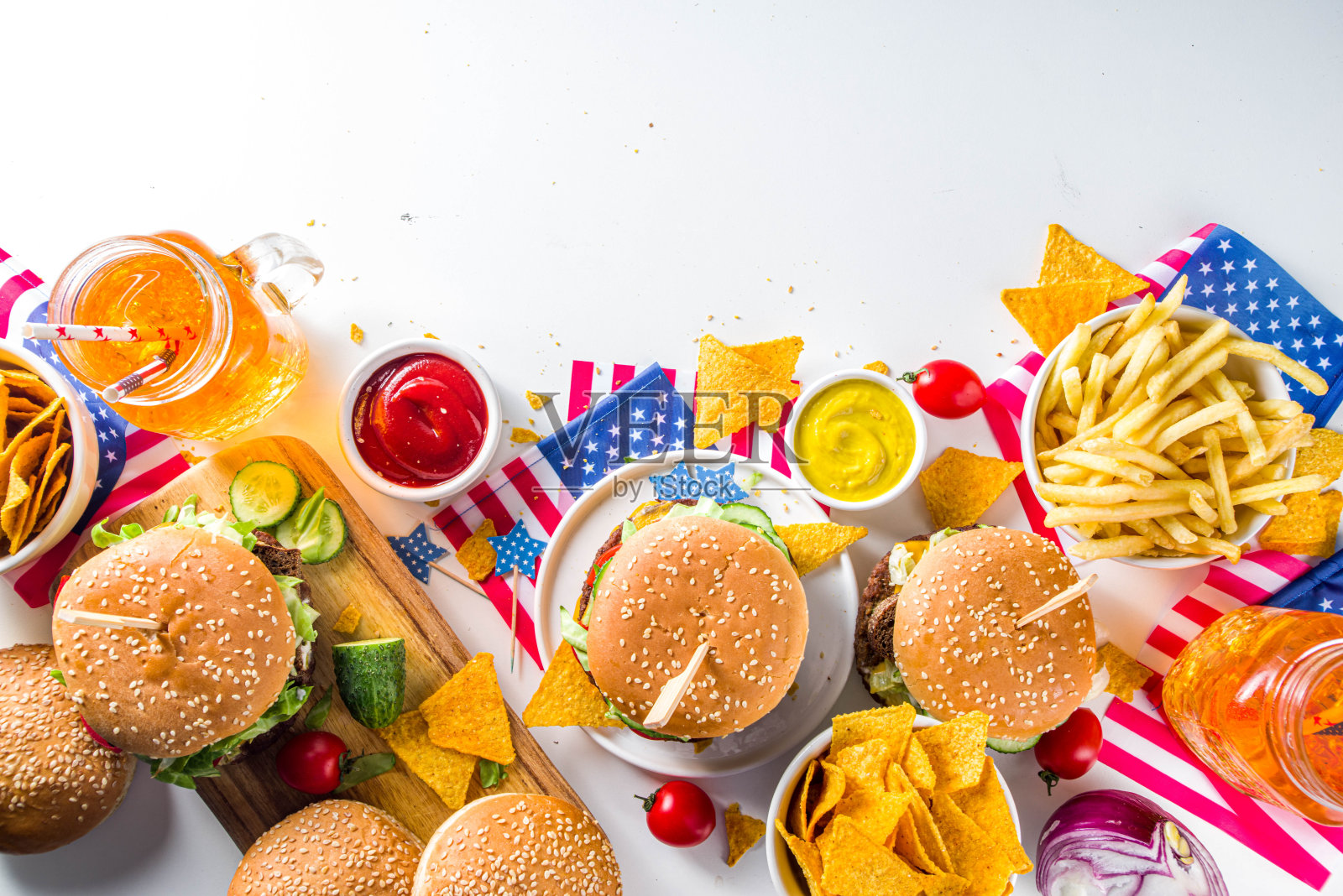 传统的美式野餐和汉堡照片摄影图片