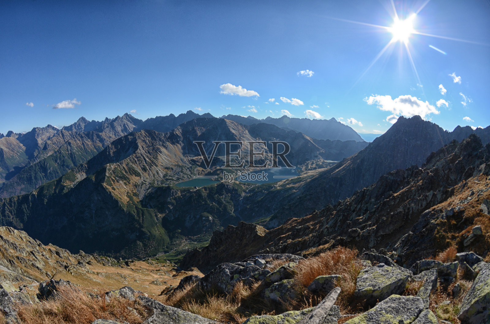 波兰扎科帕内的波兰塔特拉山国家公园的山顶照片摄影图片
