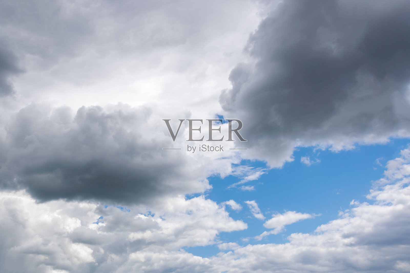 多云的天空照片摄影图片