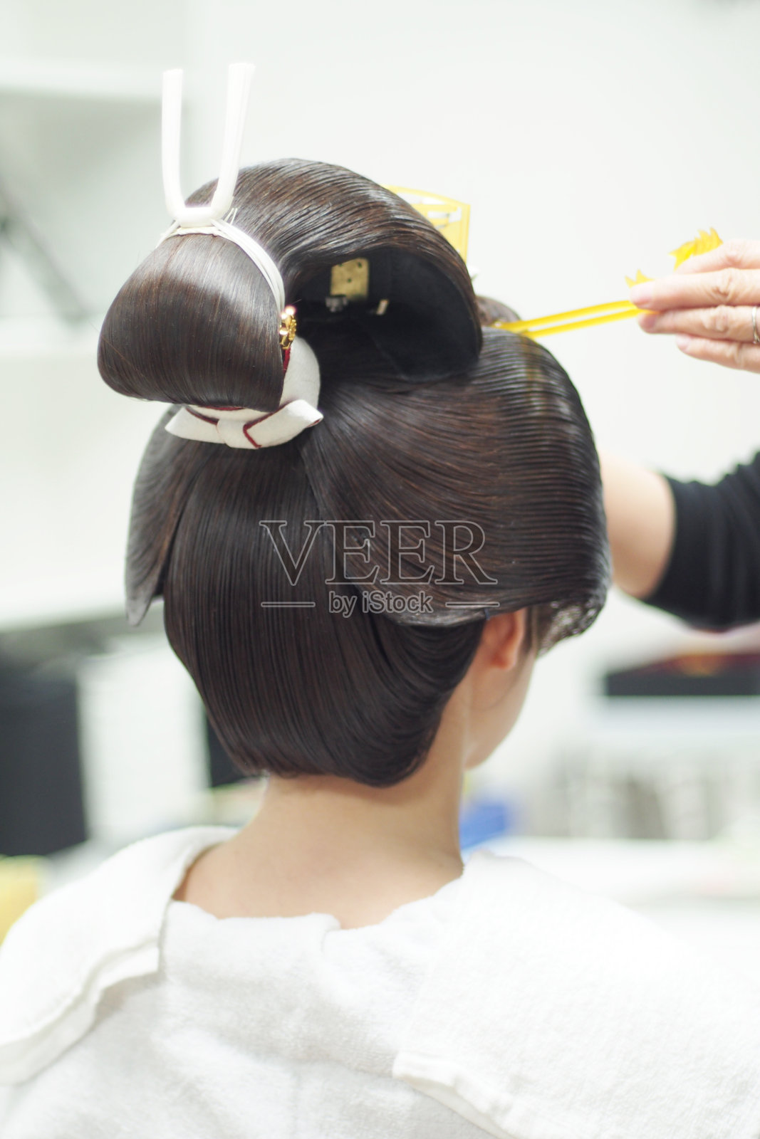 新娘在准备婚礼照片摄影图片