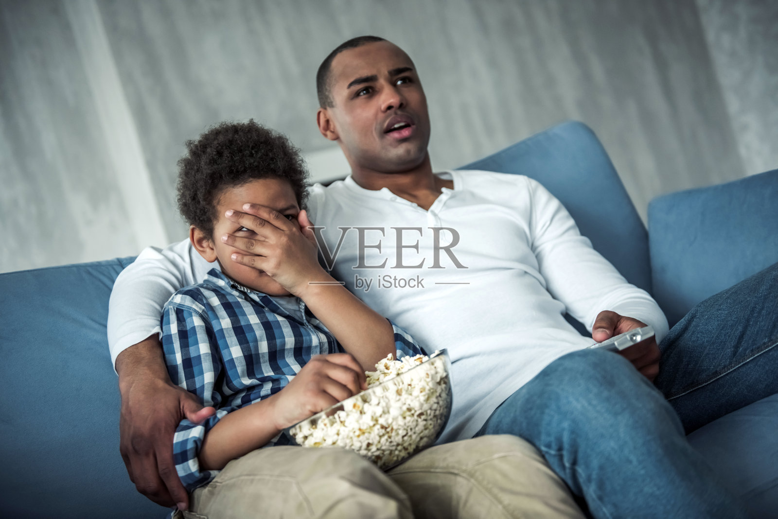 父亲和儿子照片摄影图片